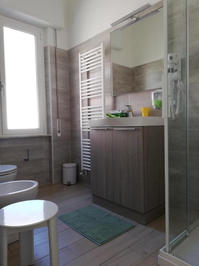 B&B Mila E Nan Borghetto Santo Spirito Bagian luar foto